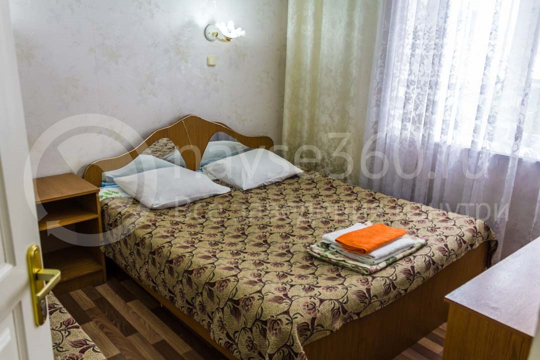 Номер в гостинице Лазурь в Сочи