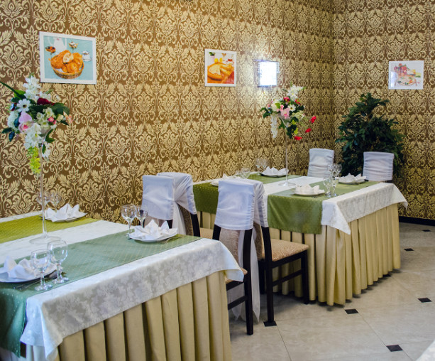 Тамле Булсын (На Шмидта), банкетный зал