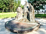 Памятник Святой Троице