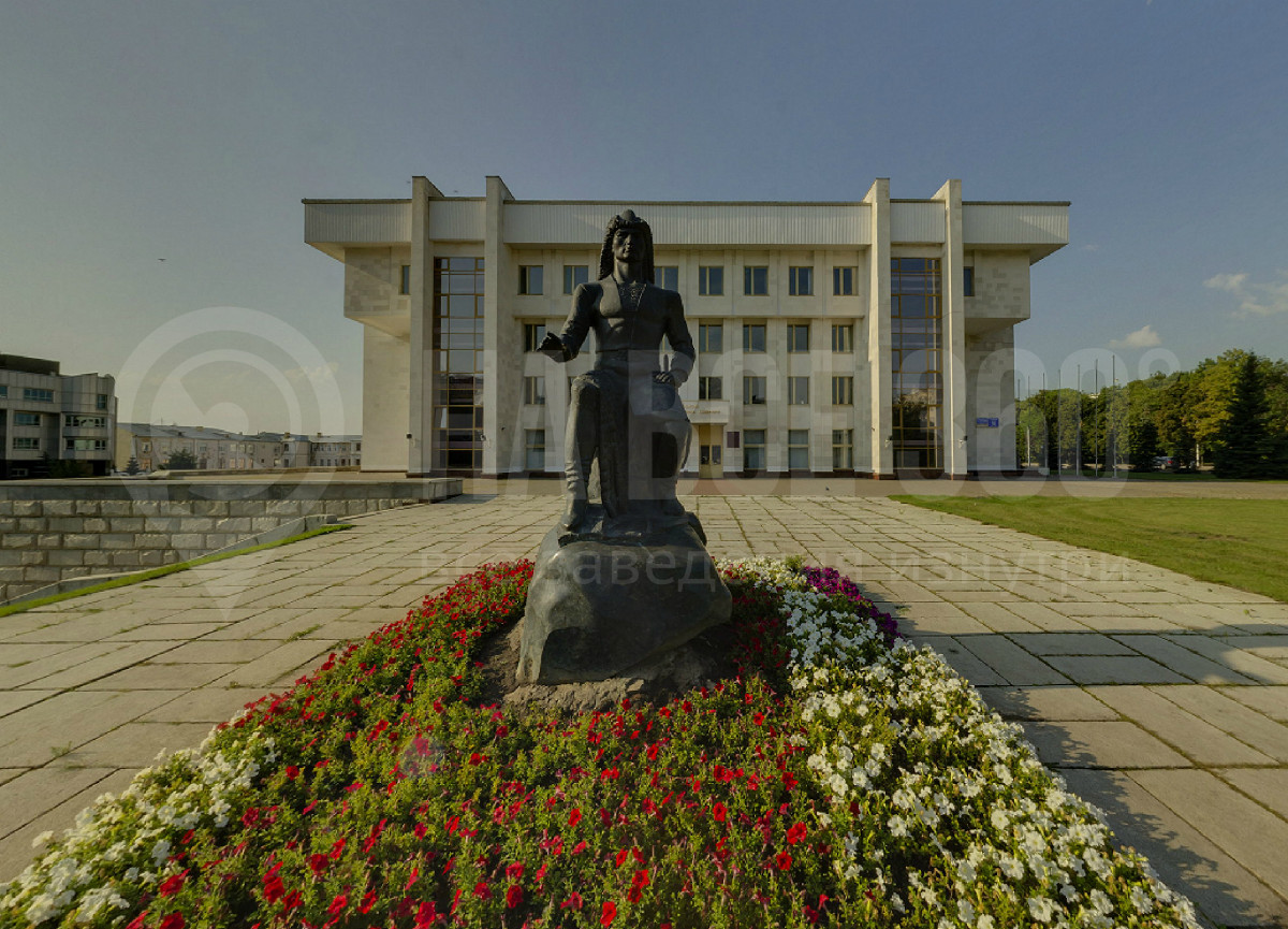 Памятник Салавату Юлаеву