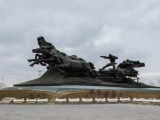 Тачанка, памятник